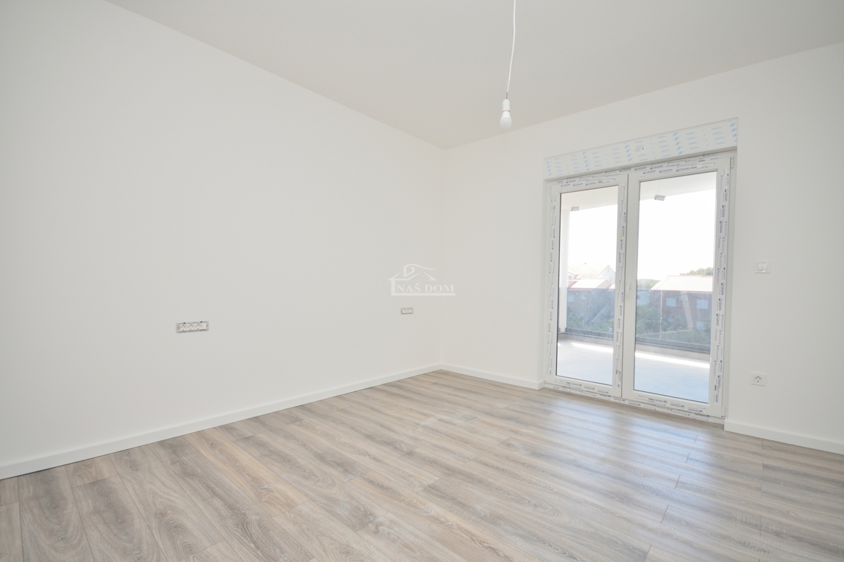 Vodice - Luksuzno stanovanje S3, 600 m od plaže