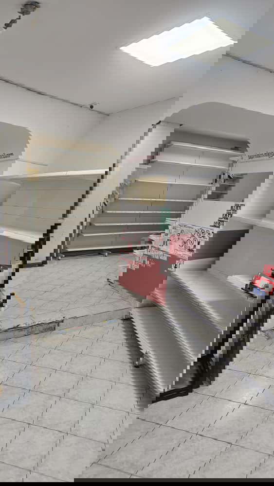 Priložnost - Poslovni prostor v središču Vodic