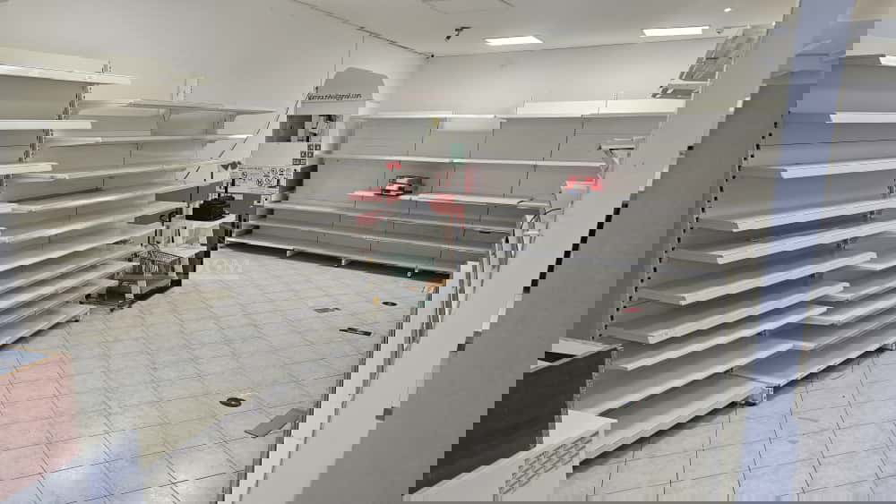 Priložnost - Poslovni prostor v središču Vodic