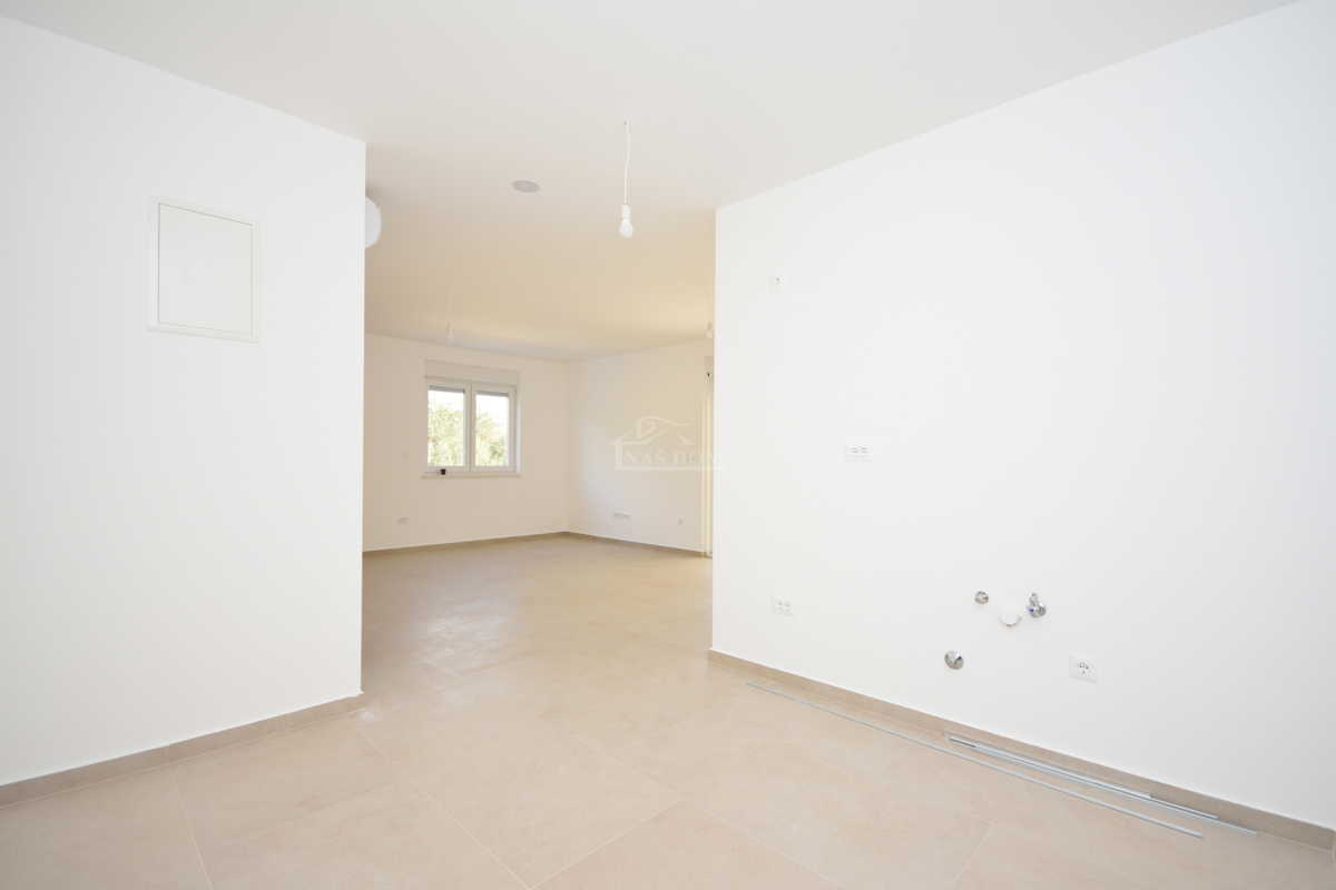 Stan S1 – Novogradnja z vrtom v mirnem delu Vodic