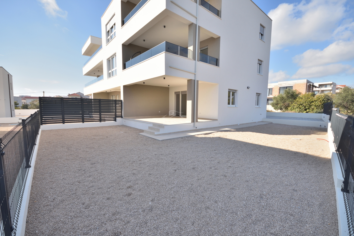 Stan S1 – Novogradnja z vrtom v mirnem delu Vodic