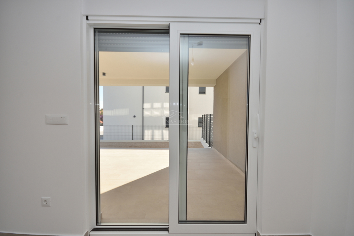 Stan S1 – Novogradnja z vrtom v mirnem delu Vodic