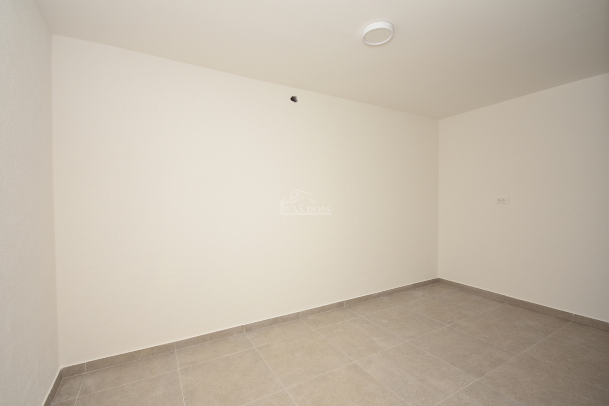 Stan S1 – Novogradnja z vrtom v mirnem delu Vodic