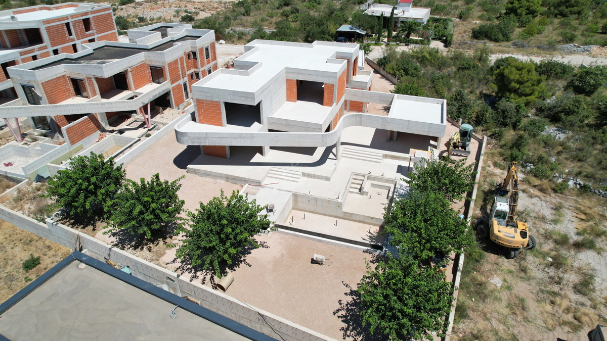 Vodice - Luksuzna oblikovalska vila z bazenom - roh bau