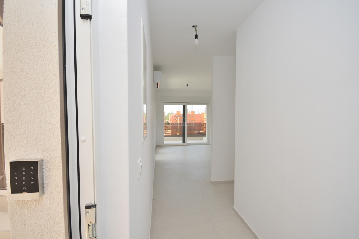 Vodice - Luksuzno stanovanje S2, le 300 m od plaže, pogled na morje