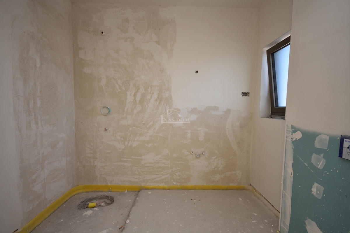 Vodice - Komfortno stanovanje S5 s tremi spalnicami, pogled na morje, prvo nadstropje