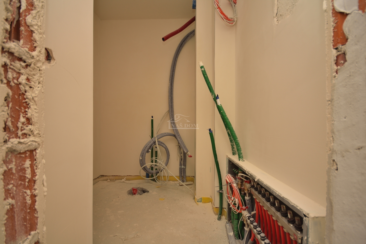 Vodice - Komfortno stanovanje S5 s tremi spalnicami, pogled na morje, prvo nadstropje