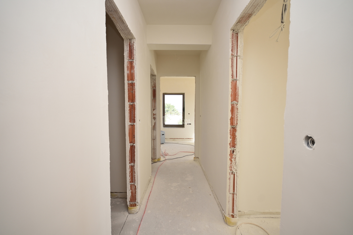 Vodice - Komfortno stanovanje S5 s tremi spalnicami, pogled na morje, prvo nadstropje