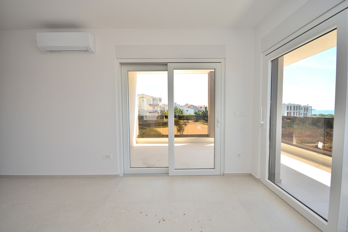 Vodice - Luksuzno stanovanje S3 s panoramskim pogledom na morje, 300 m od plaže