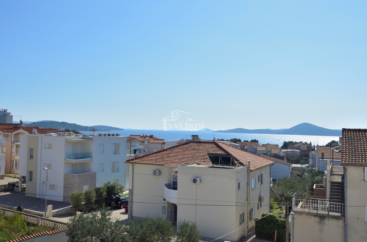 Vodice - Stan S7 s pogledom na morje, vrhunska lokacija