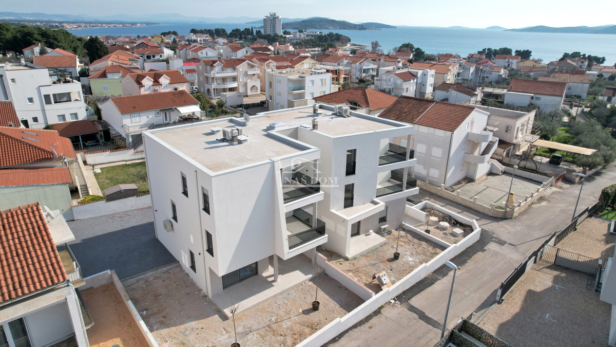 Vodice - Stan S7 s pogledom na morje, vrhunska lokacija