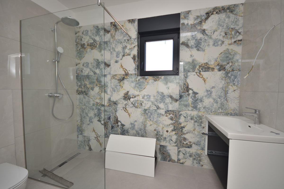 Tribunj - Luksuzno stanovanje S6 na drugem nadstropju, pogled na morje