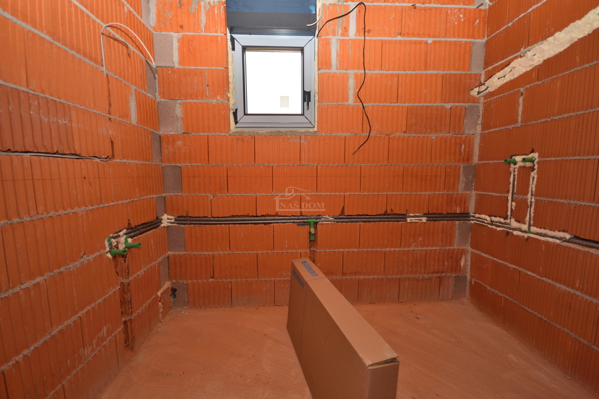 Tribunj - Luksuzno stanovanje S6 na drugem nadstropju, pogled na morje