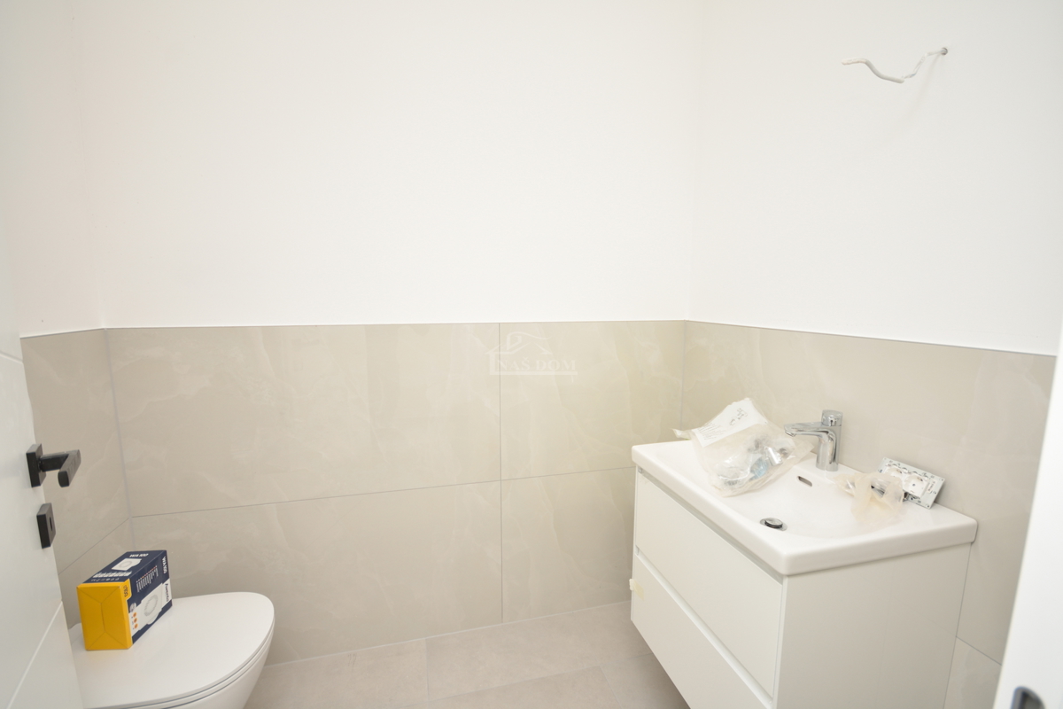 Tribunj - Luksuzno stanovanje S6 na drugem nadstropju, pogled na morje