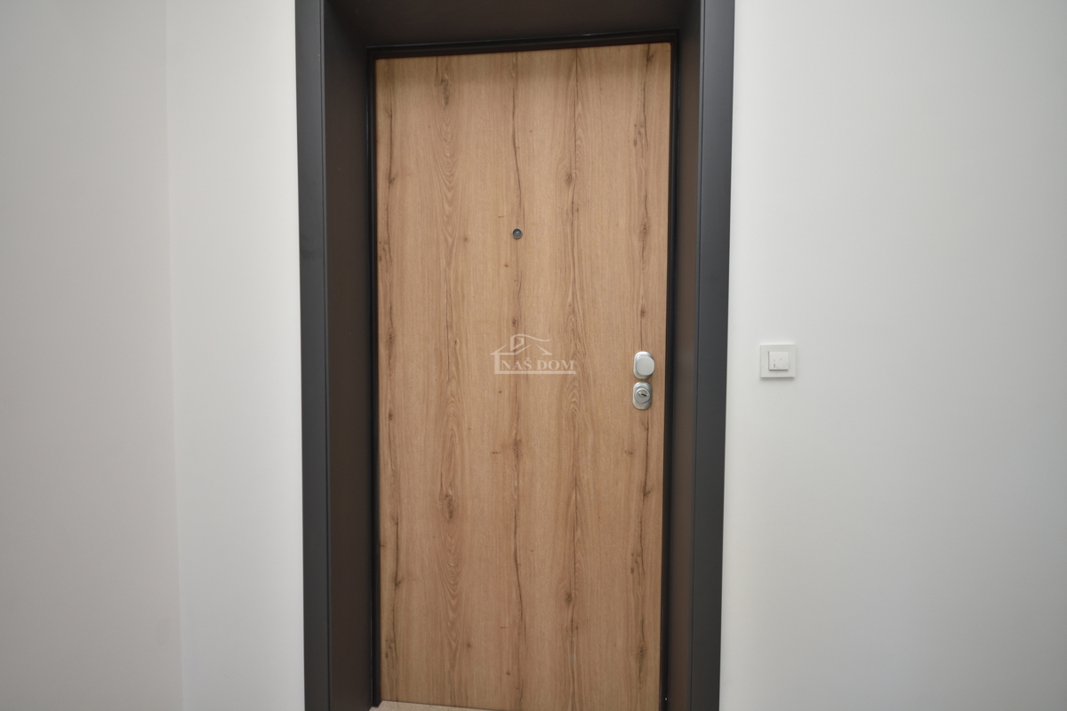 Tribunj - Luksuzno stanovanje S6 na drugem nadstropju, pogled na morje