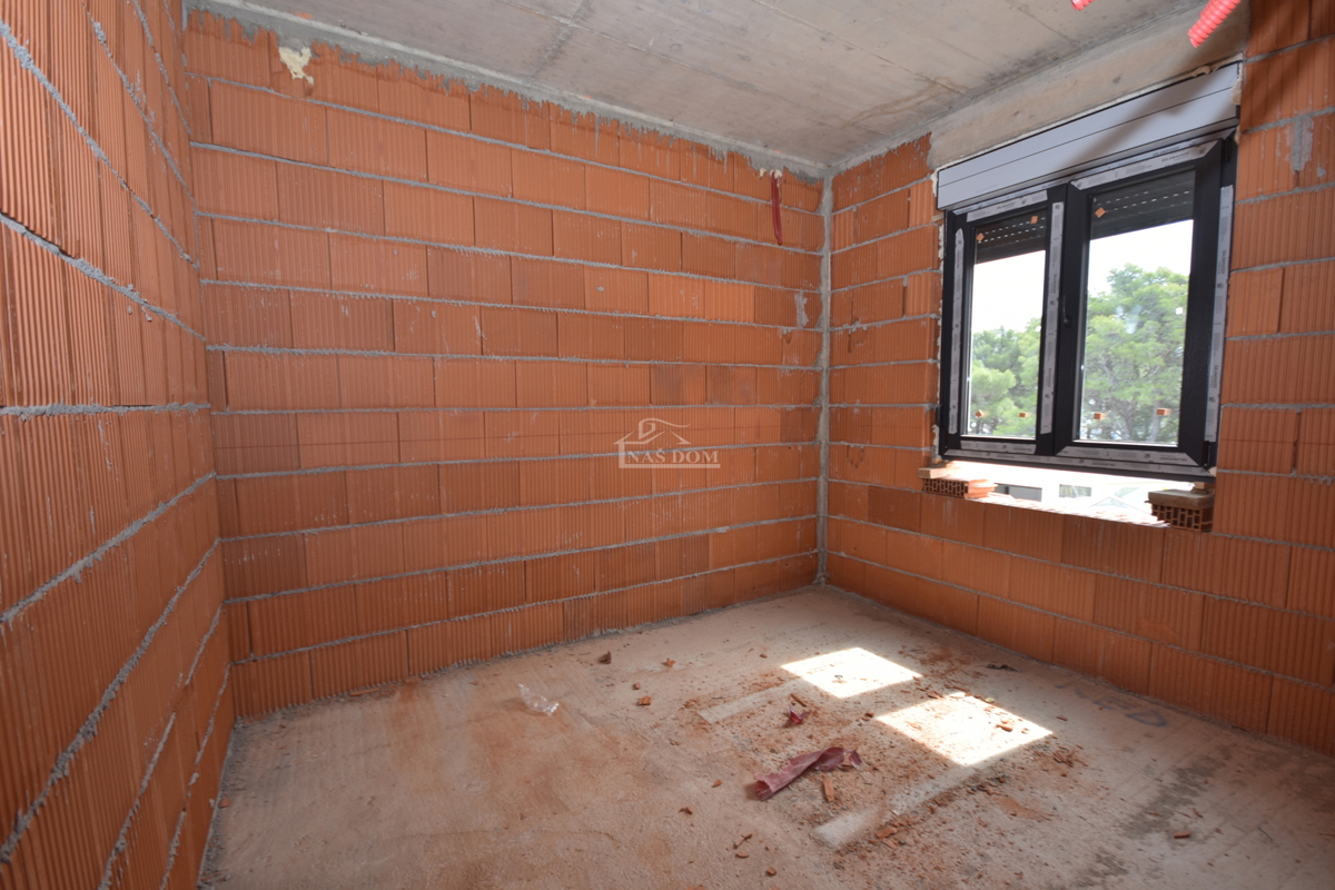 Brodarica - Stanovanje S3 z razgledom na morje, 1. nadstropje