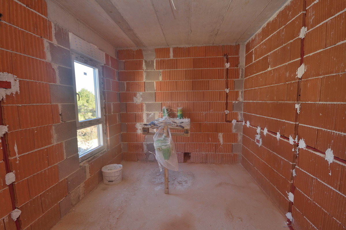 Vodice, SRIMA B - S7 stanovanje s tremi spalnicami, 2. nadstropje, 300 m od plaže