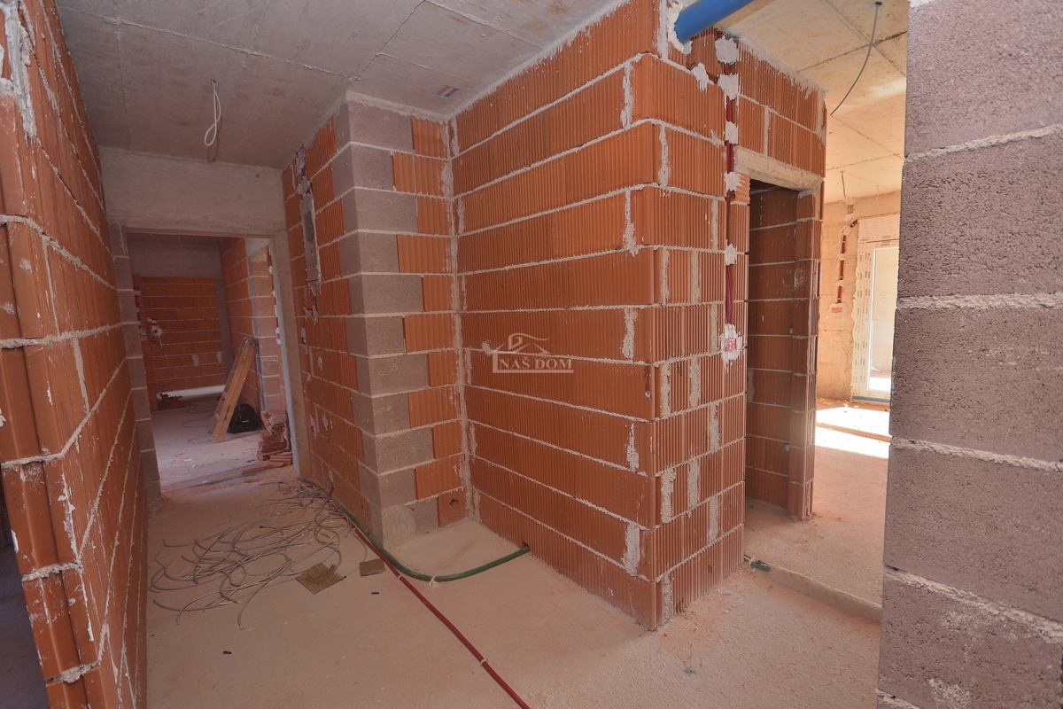 Vodice, SRIMA B - S7 stanovanje s tremi spalnicami, 2. nadstropje, 300 m od plaže