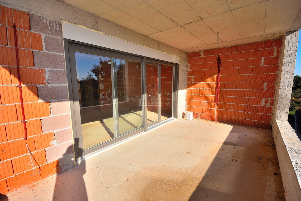 Vodice, SRIMA B - S7 stanovanje s tremi spalnicami, 2. nadstropje, 300 m od plaže