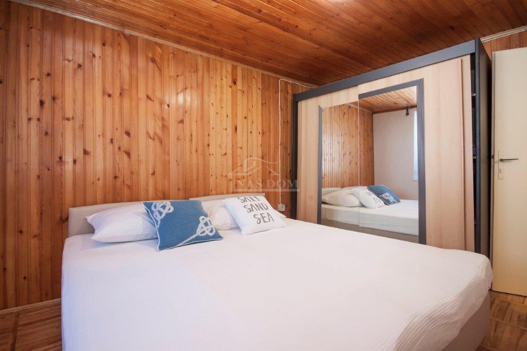 Vodice - CENTAR hiša, 250 m od Modre plaže