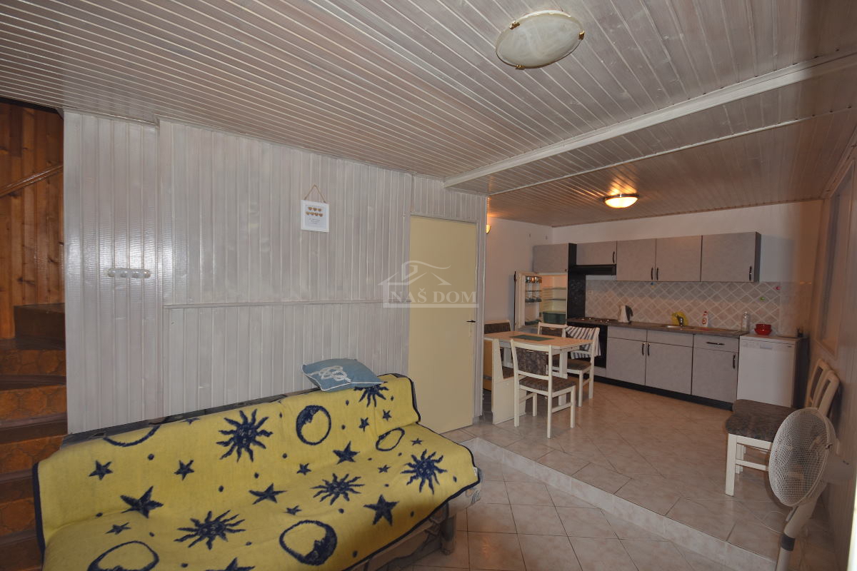 Vodice - CENTAR hiša, 250 m od Modre plaže