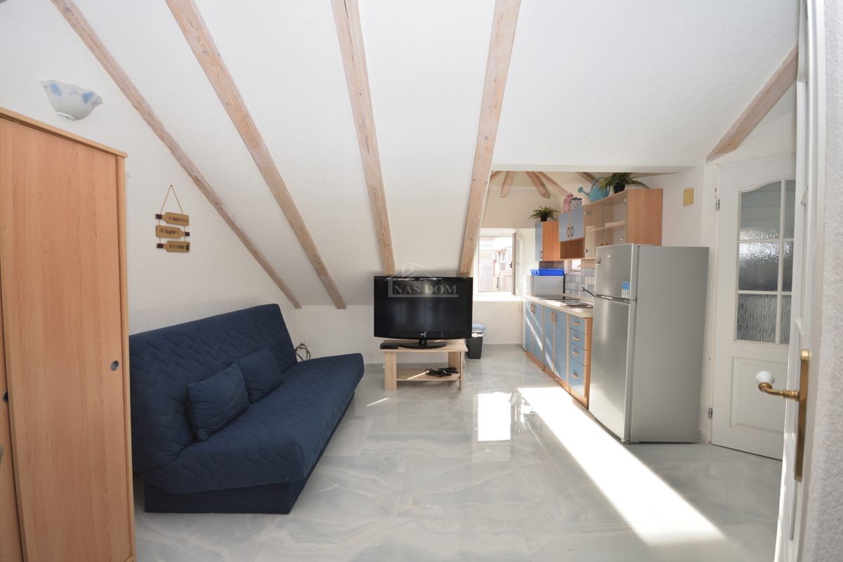 Vodice - Dvoetažno stanovanje v samem središču mesta