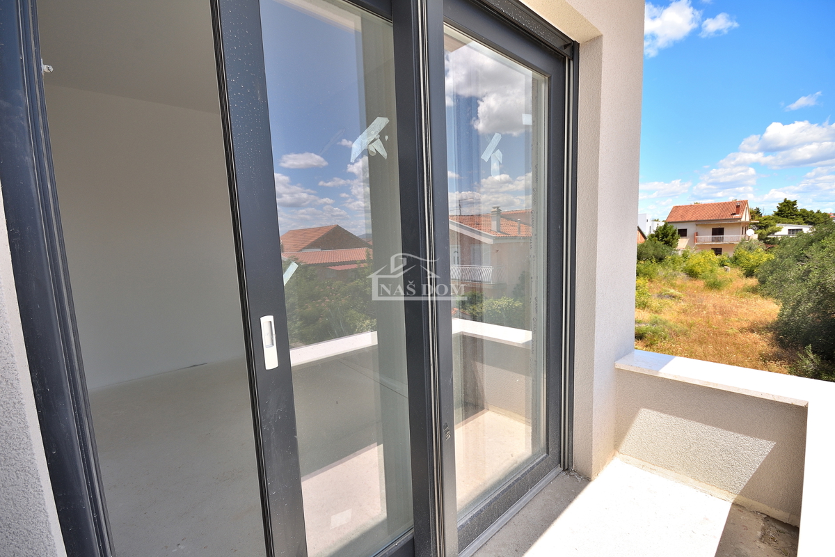 Vodice - Dvojna kuća S2 na mirnoj lokaciji