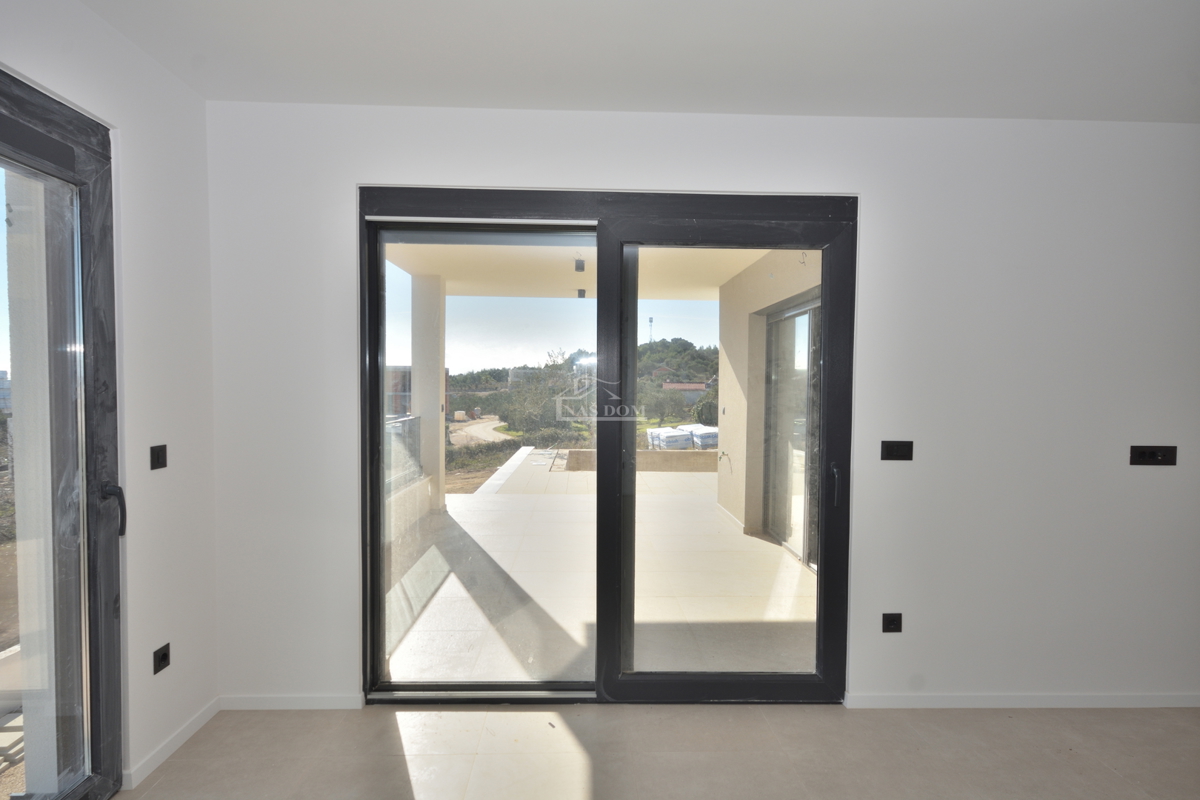 Vodice - Dvojna hiša S1 s bazenom, pogled na morje