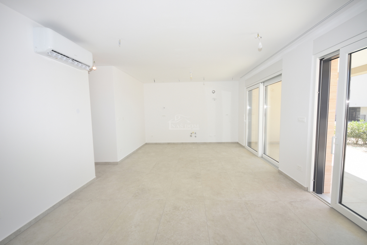 Tribunj – Luksuzno stanovanje S1 v novogradnji, le 400 m od plaže in centra