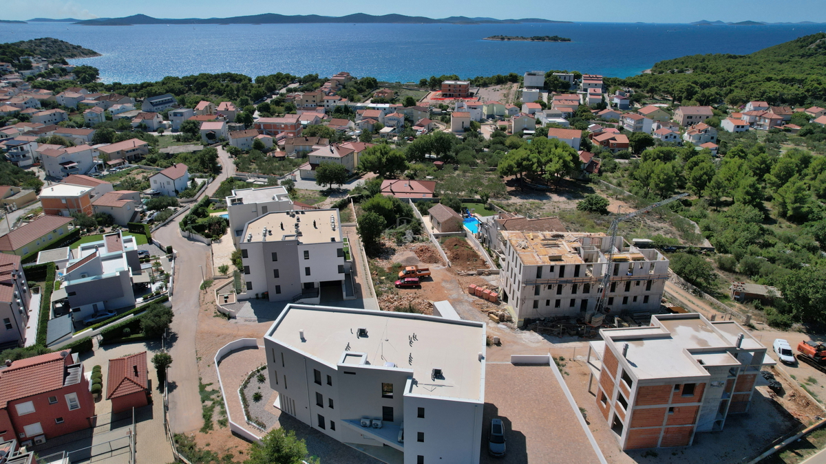 Tribunj – Luksuzno stanovanje S1 v novogradnji, le 400 m od plaže in centra