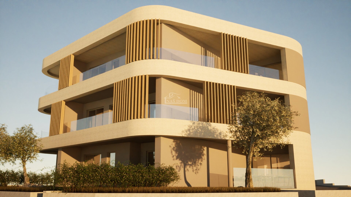 Vodice - Luksuzno stanovanje S2 z vrtom, le 50 m od plaže