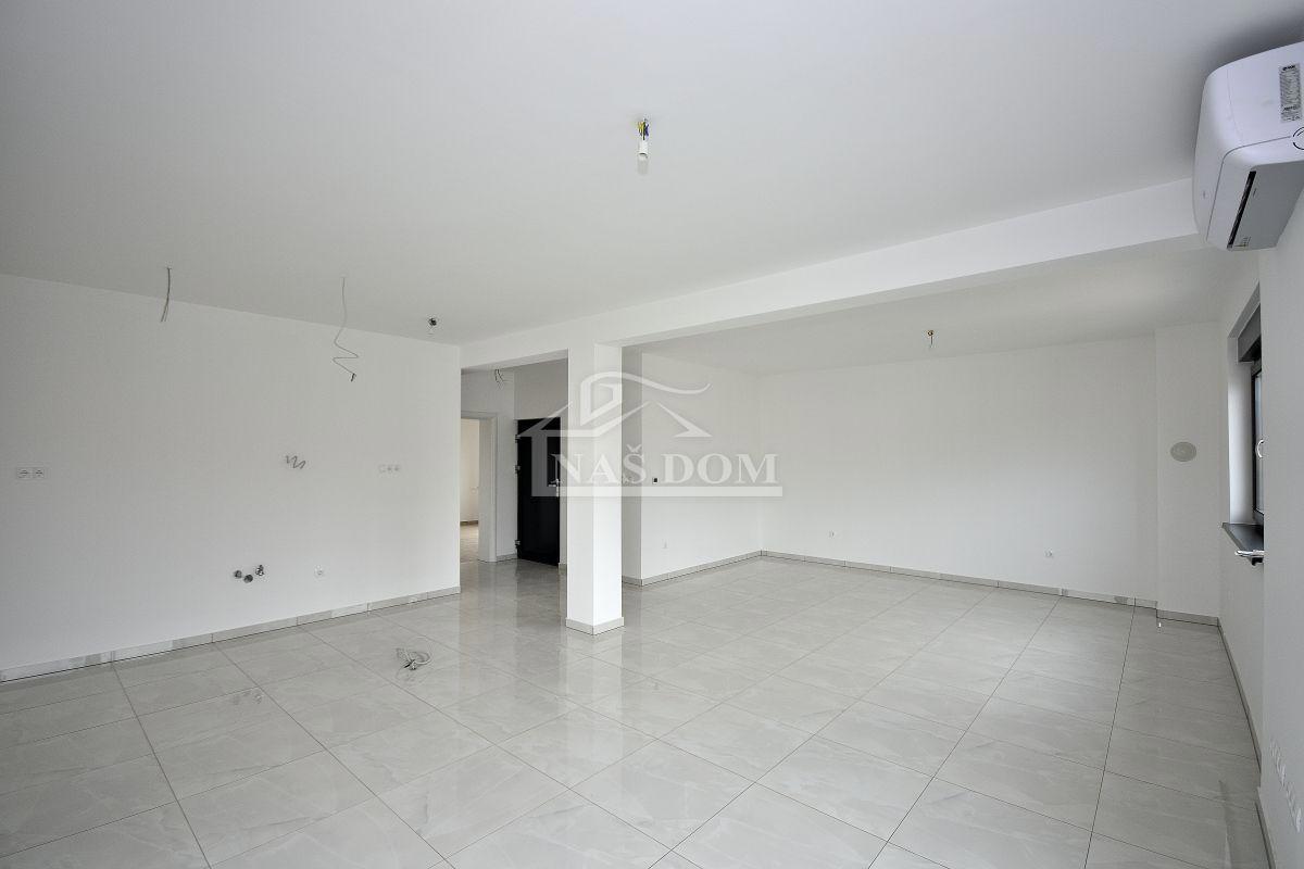 Vodice - Penthouse s krovno teraso