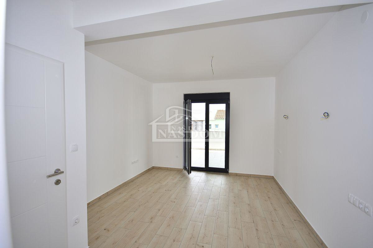 Vodice - Penthouse s krovno teraso