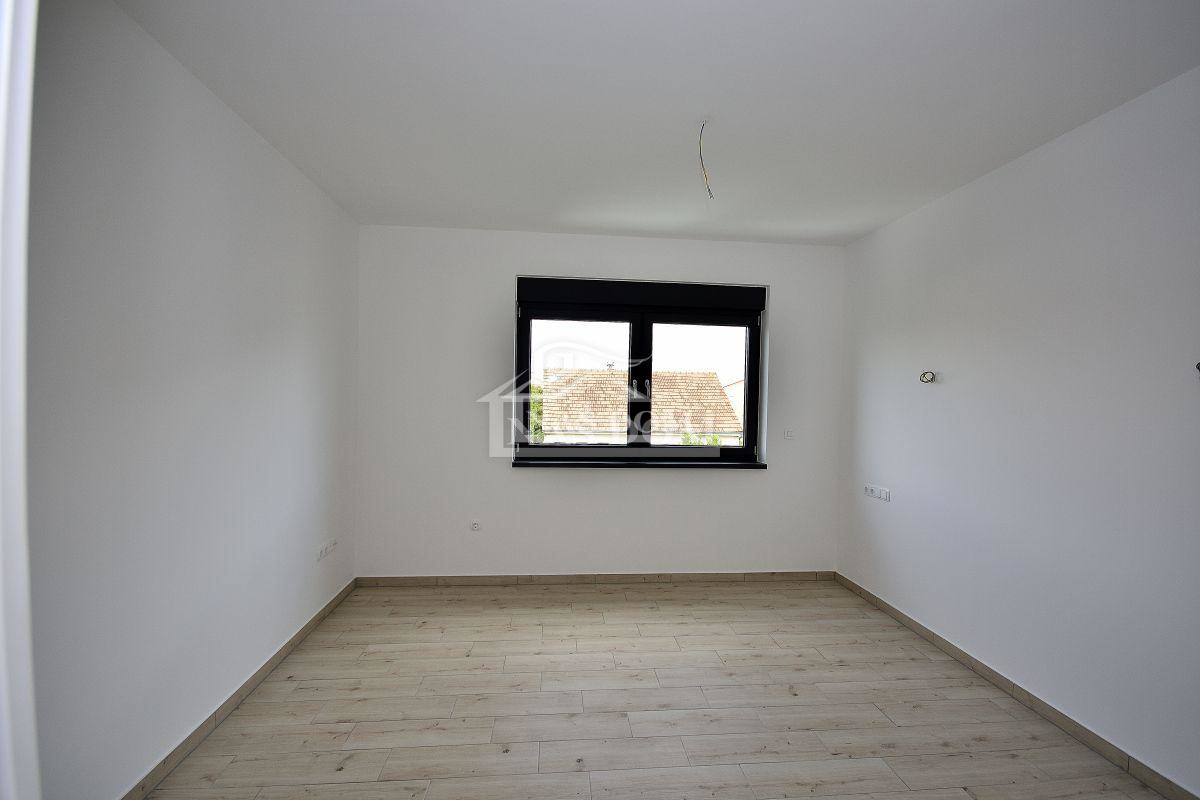 Vodice - Penthouse s krovno teraso