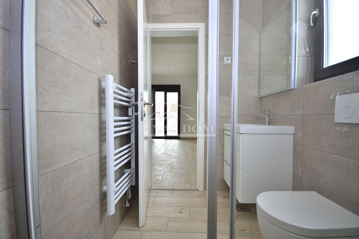 Vodice - Penthouse s krovno teraso