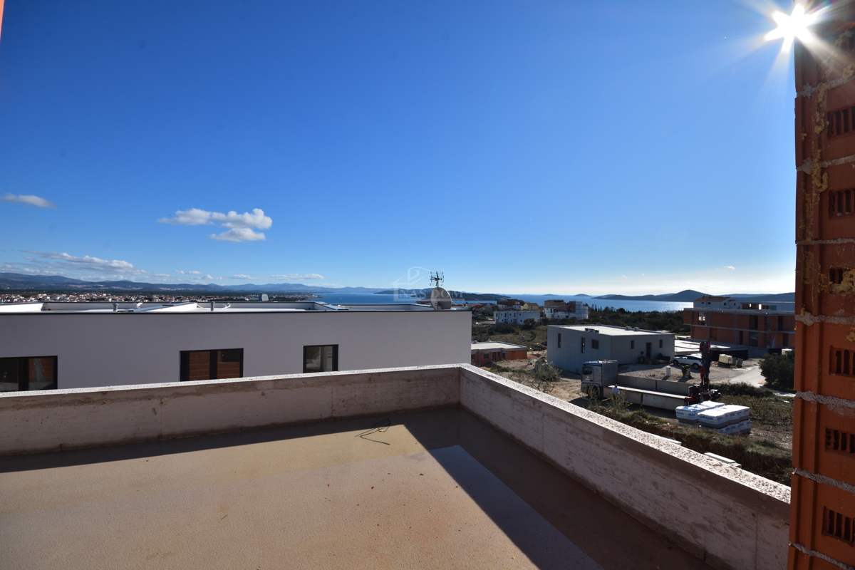 Vodice - Luksuzna dvojna kuća S2 s panoramskim pogledom na morje