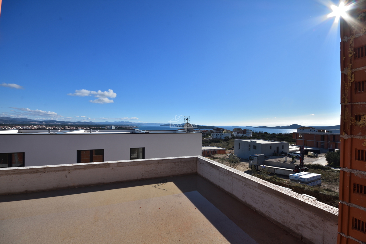 Vodice - Luksuzna dvojna kuća S2 s panoramskim pogledom na morje