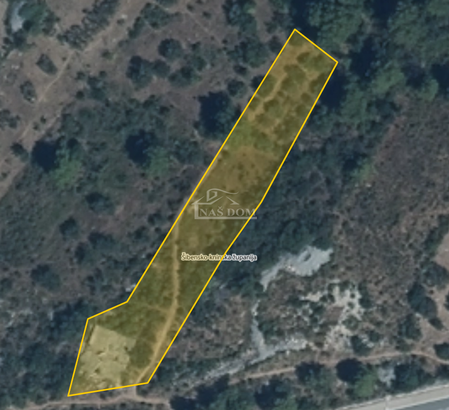 Vodice - Gradbena parcela 2082m2