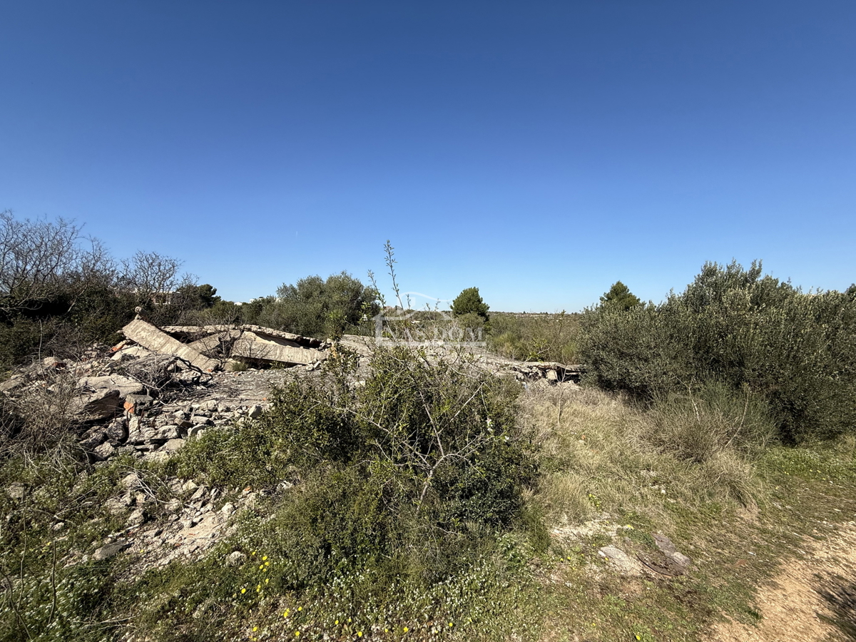Vodice - Gradbena parcela 2082m2