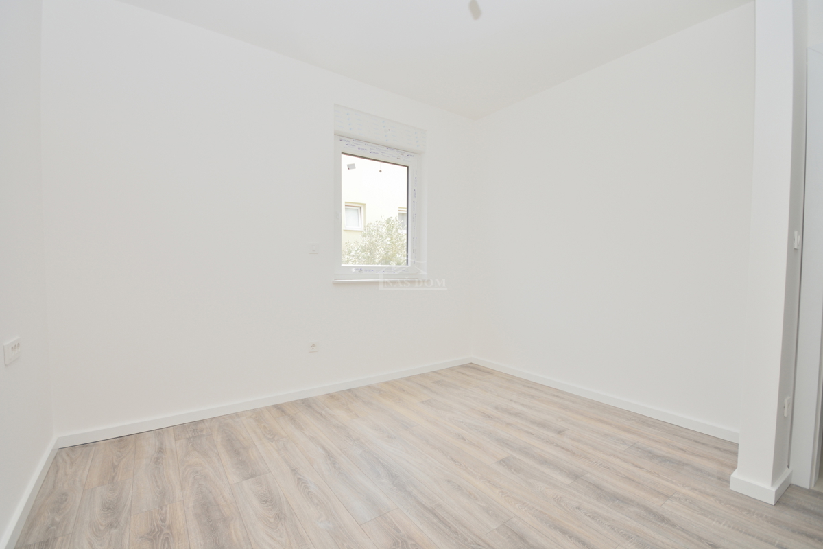 Vodice - Luksuzno stanovanje S2 v prvem nadstropju, 600 m od plaže