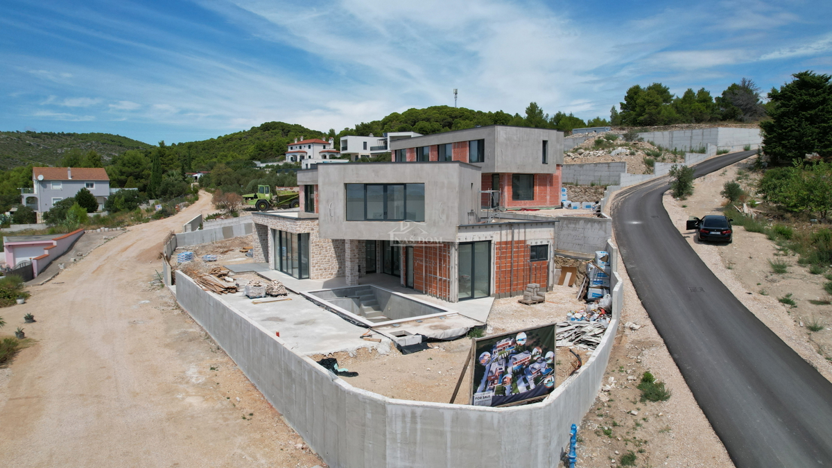 Luksuzna vila 4 s panoramskim pogledom na morje in otočje