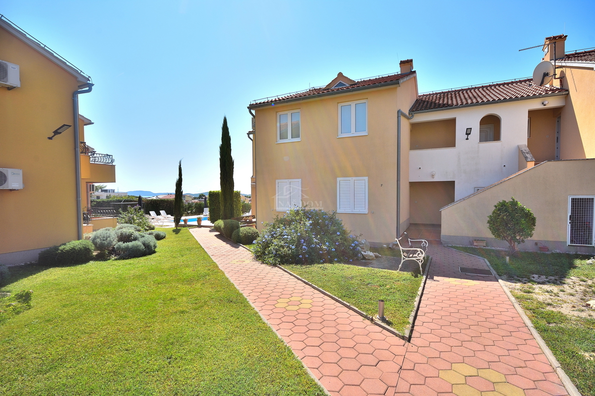 Vodice - Stanovanje z galerijo, 3S+DB, pogled na morje