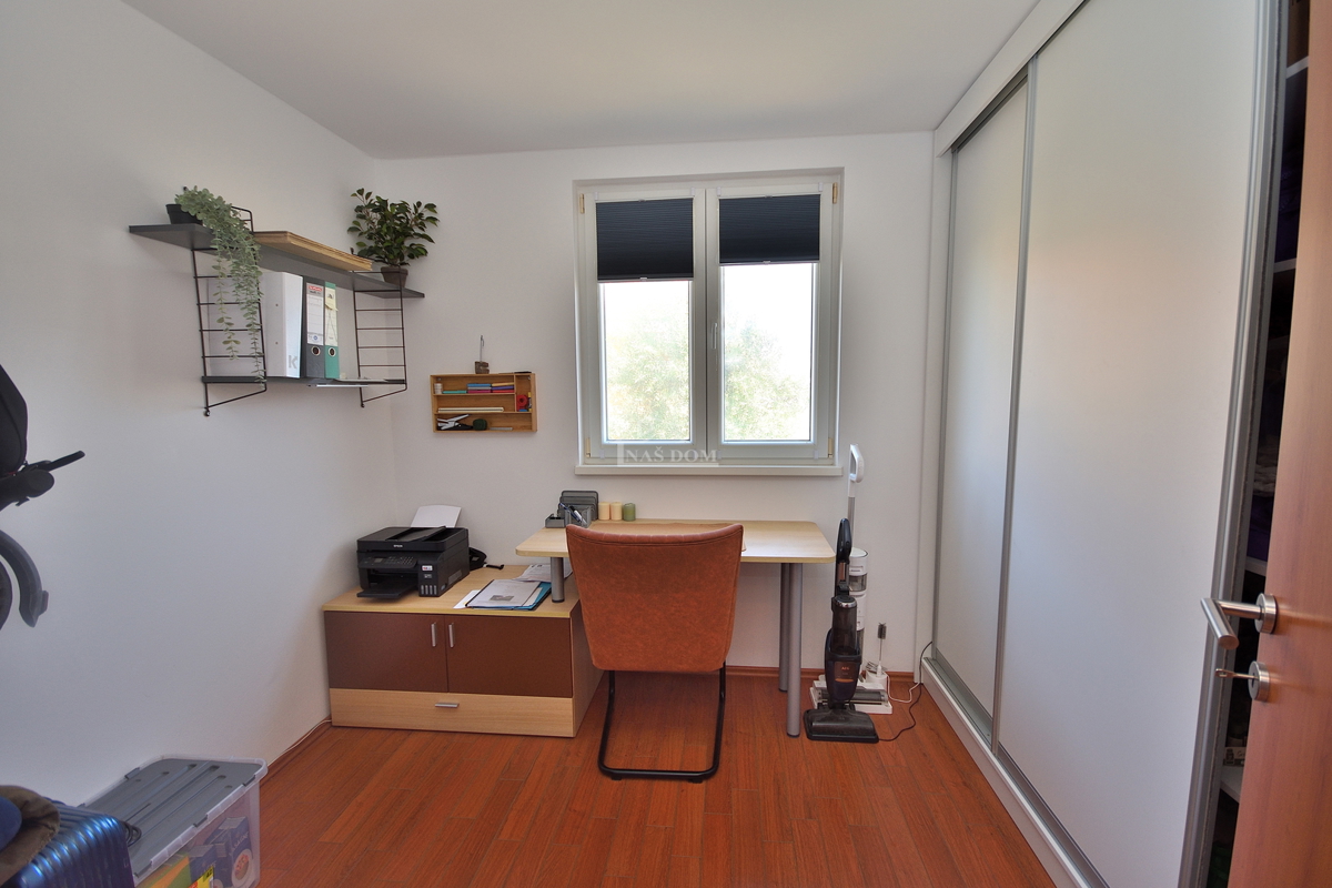 Vodice - Stanovanje z galerijo, 3S+DB, pogled na morje