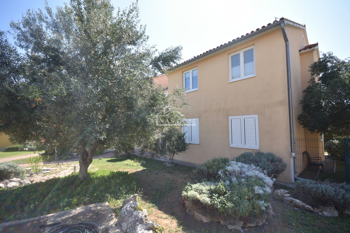 Vodice - Stanovanje z galerijo, 3S+DB, pogled na morje