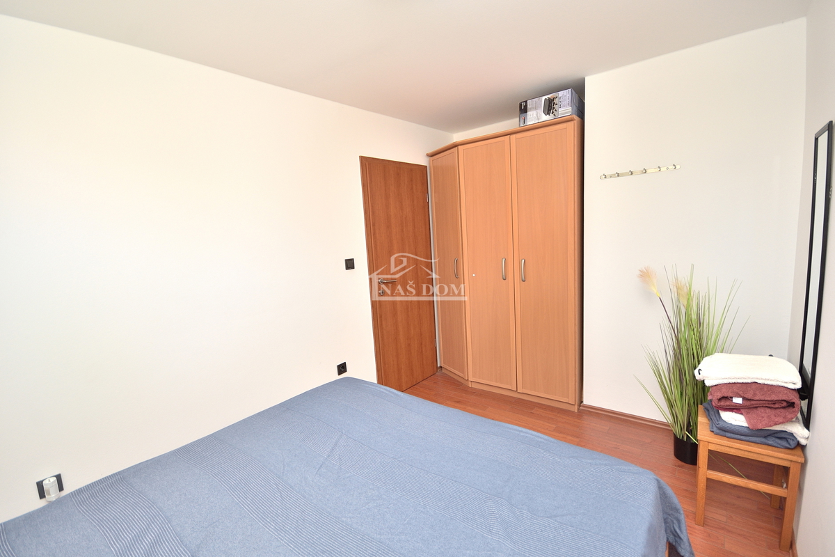 Vodice - Stanovanje z galerijo, 3S+DB, pogled na morje