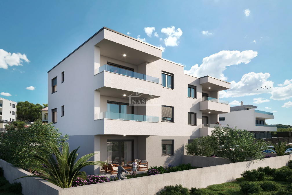 Brodarica - Apartma A2 v pritličju z vrtom, novogradnja