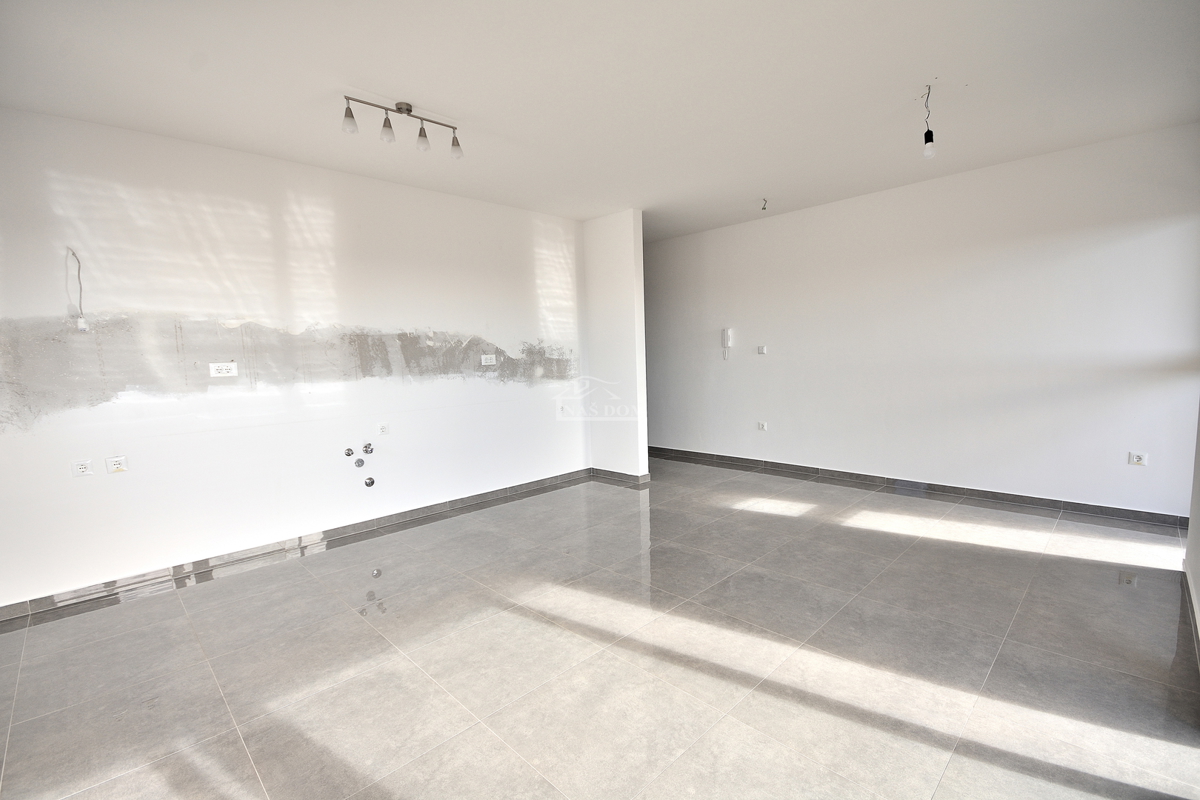 Tribunj - stanovanje z razgledom na morje, 2. nadstropje