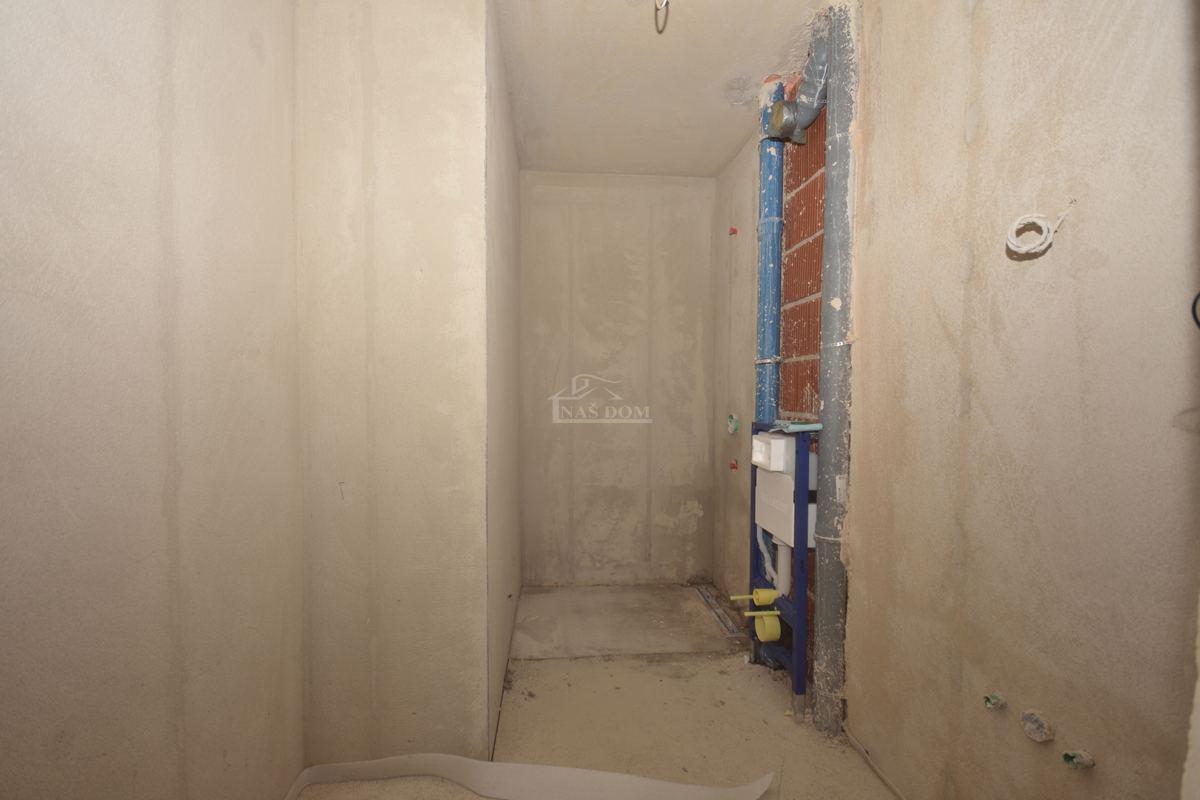 Vodice - Komfortno stanovanje S6 s tremi spalnicami, čudovit pogled na morje - NOVO