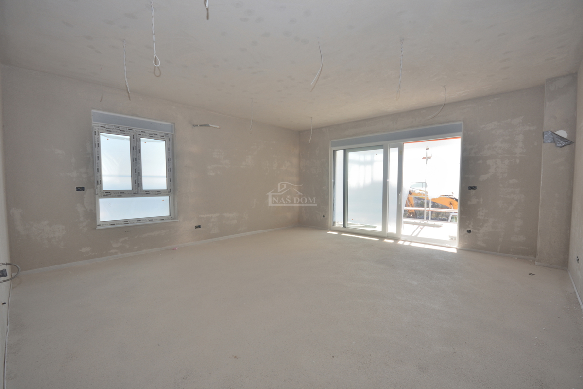 Vodice - Komfortno stanovanje S6 s tremi spalnicami, čudovit pogled na morje - NOVO