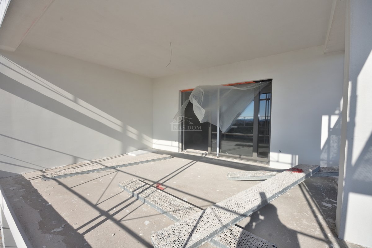 Vodice - Komfortno stanovanje S6 s tremi spalnicami, čudovit pogled na morje - NOVO